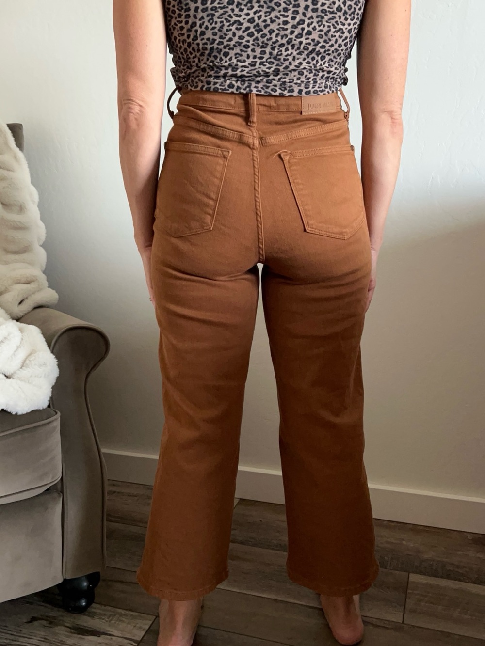 Judy Blue women’s wide-Leg Jeans in Rust Brown - Picture 7 of 7